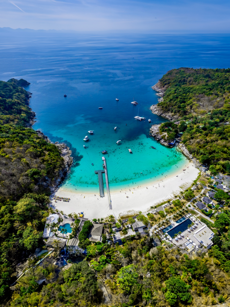 เกาะราชาใหญ่ – เกาะเฮ by Sailing Catamaran