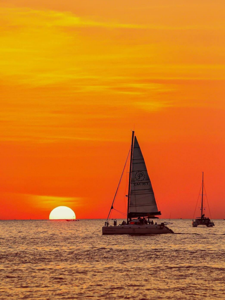 เกาะเฮ แหลมพรมเทพ Sunset