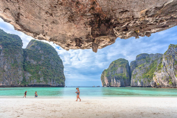 เกาะพีพี เกาะไม้ท่อน By Catamaran
